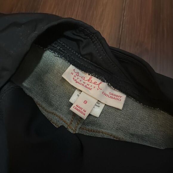 Isabel Jeans - Maternity - BRAND NEW - Size 8 - Ankle Jeans - Distressed - Picture 2 of 4